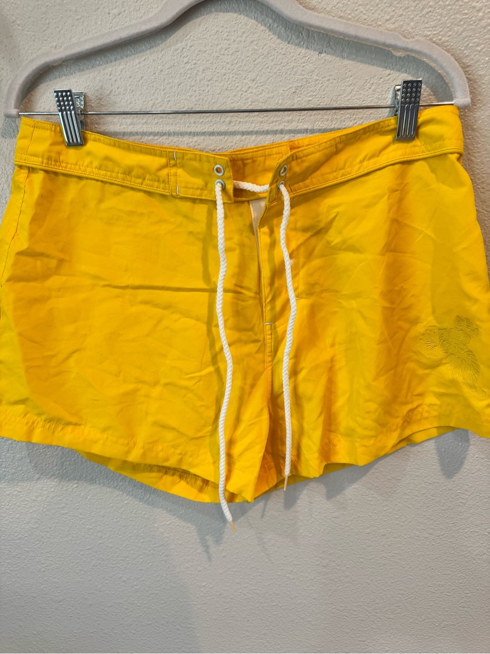 Retro Verona Yellow Board Shorts. Size L